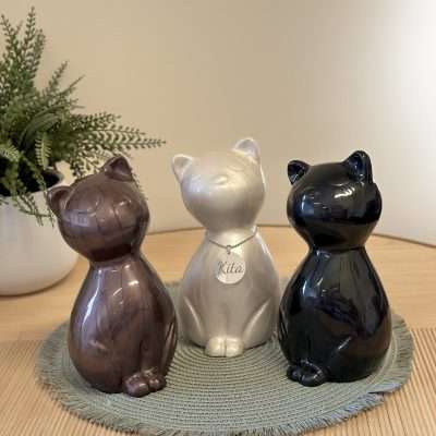 The Sitting Cat Urn